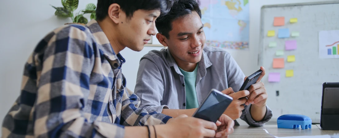 Digital Dirt: The Commodification of Oversharing