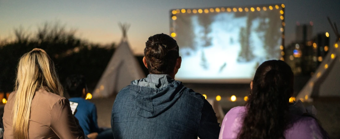 Luxury and Experience-Driven Cinemas: Why People Pay More for the Movie Outing in 2025