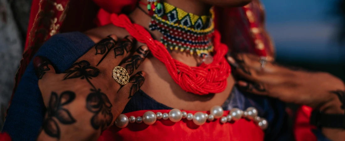 Cultural Code-Switching: Global Content in a World of Hyperlocal Algorithms