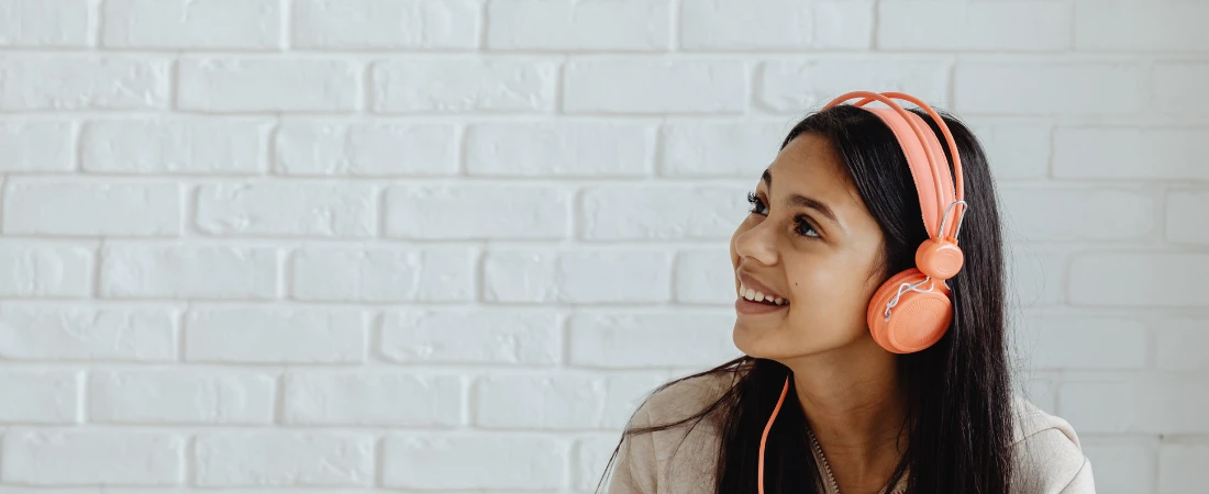 The Influence of Pop Culture on Fashion and Identity