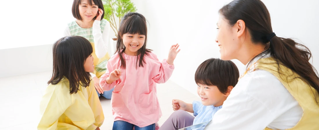 Narrative Fractals: Nonlinear Storytelling in Interactive Media