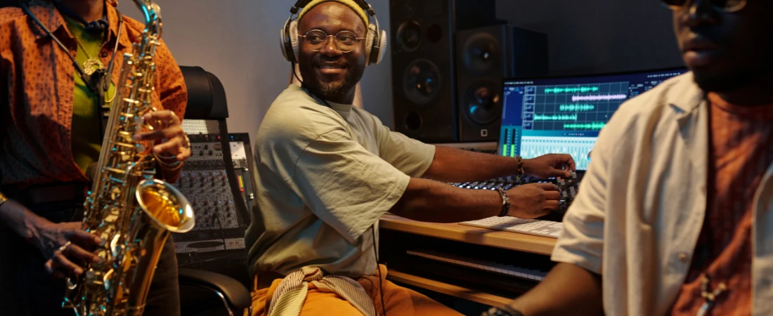 The Sonic Signature: How Sound Design Shapes Our Emotional Experience in Film