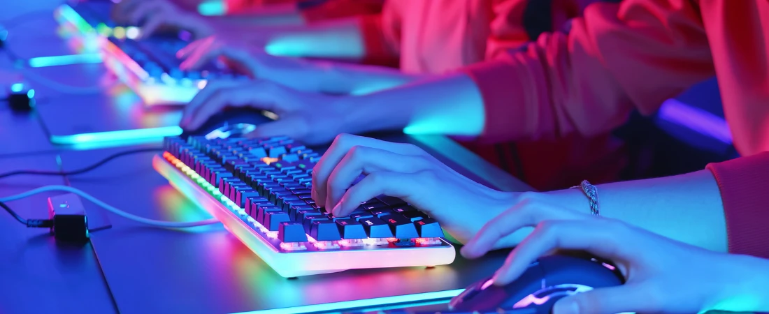 Esports Evolution: From Niche Hobby to Billion-Dollar Spectacle