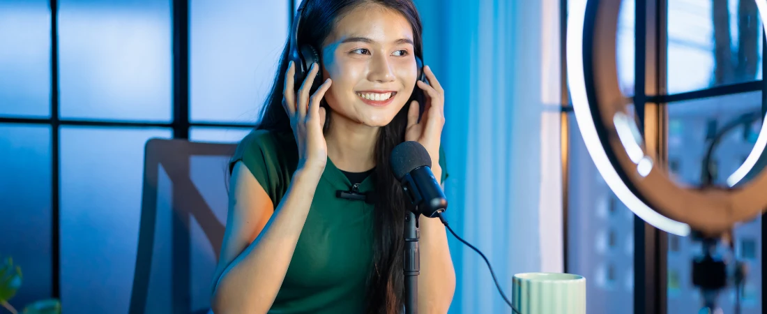 Infinite Scroll Storytelling: How Platforms Turn Content Into Continuous Narratives