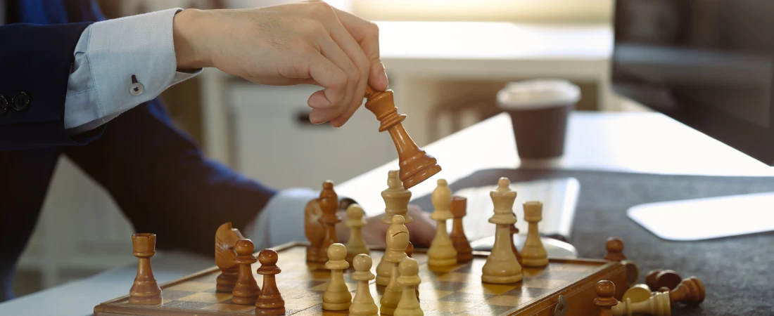 Cognitive Mesh Fiction: Experiences That Link Multiple Viewers’ Choices Into One Shared Outcome