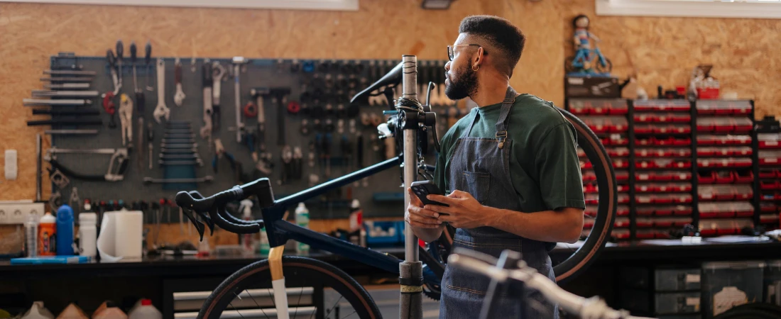 Mirror Media: When Content Reacts to Your Personality Profile