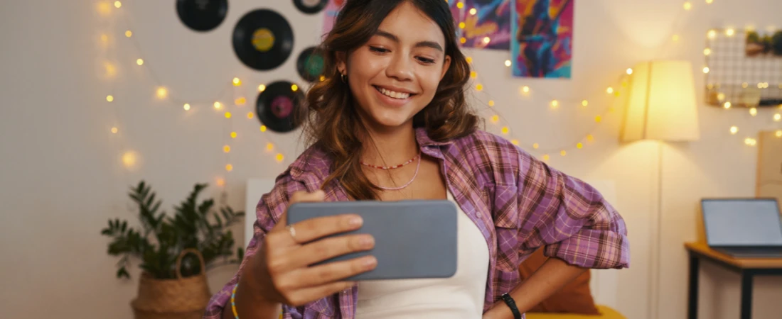 Why Retro Aesthetics Are Returning to Modern Entertainment