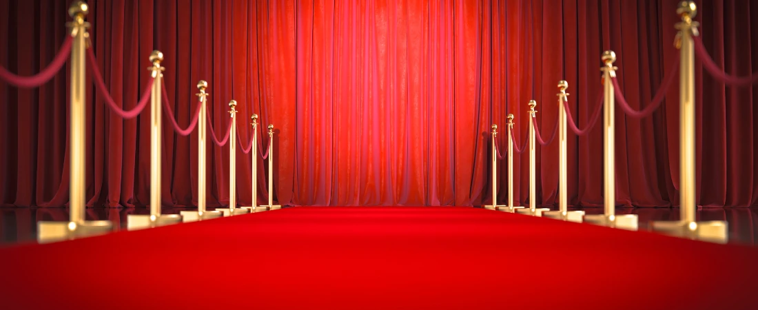 Fashion in Entertainment: Style Icons and Red Carpet Narratives