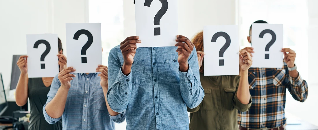 How Invisible Interface Timing Decisions Affect Perceived Story Quality