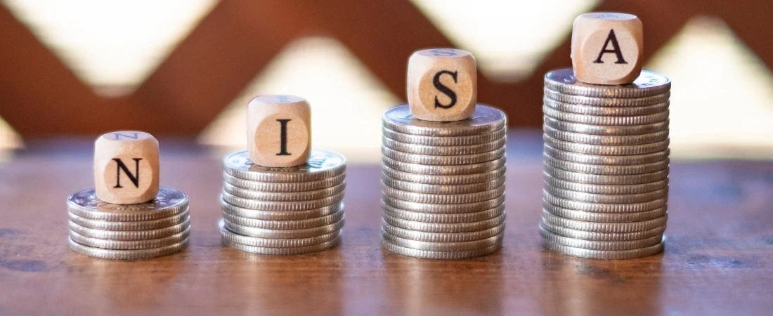 Psychology of Saving: Why We Struggle to Save and How to Fix It