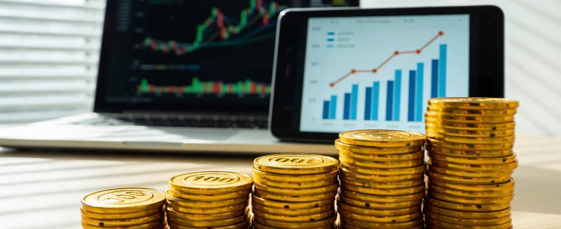 Non-Linear Earnings Finance: Saving Strategies for Careers Without Predictable Paychecks