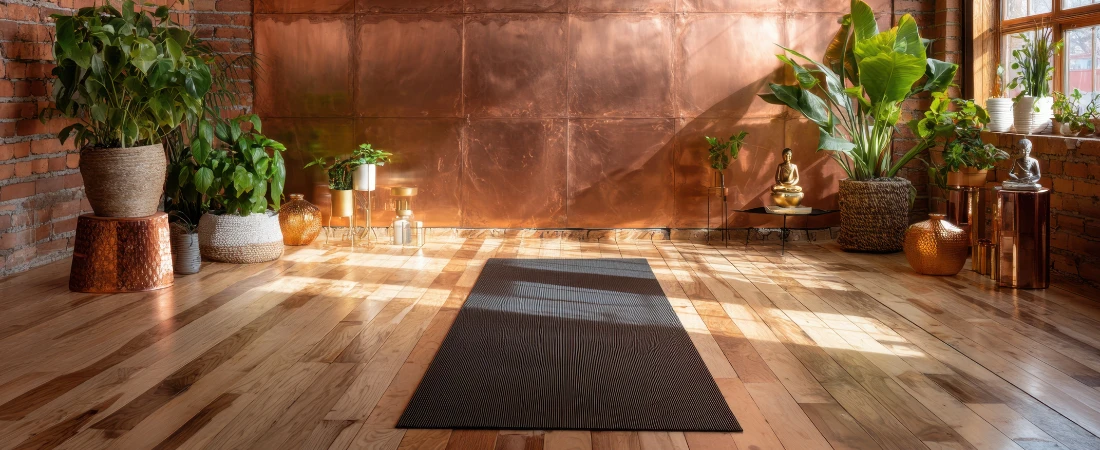 Cognitive-Light Itineraries: How Fewer Choices Improve Travel Satisfaction