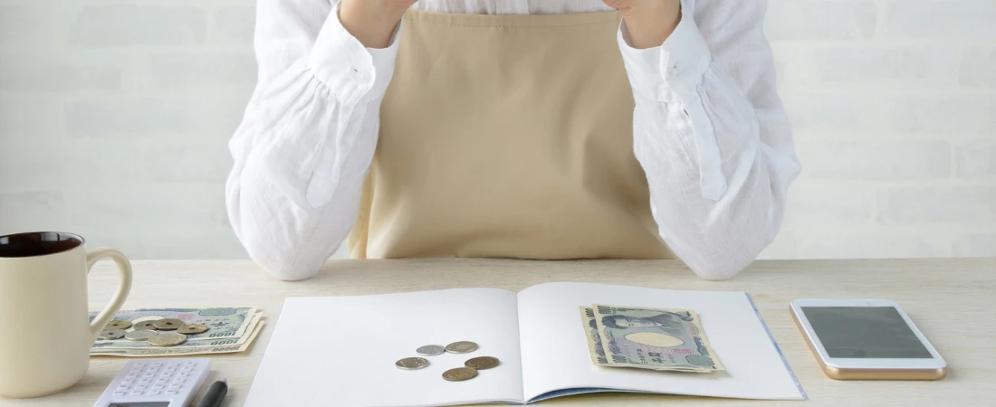 Low-Friction Wealth Systems – Saving Money Without Behavioral Heroics