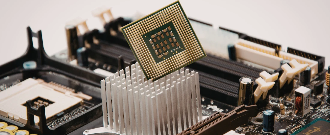 Cognitive Pace Computing – When Technology Slows Down to Match Human Thought