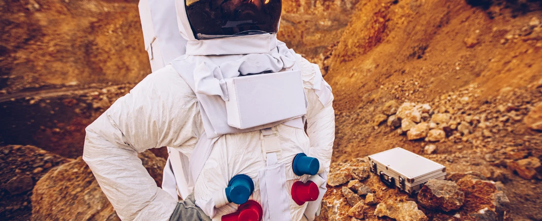 Low-Stakes Exploration – Separating Discovery From Performance While Abroad