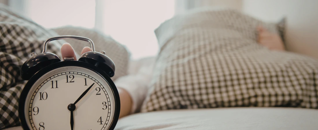 Jet-Lag Recovery Mapping – Structuring Days Around Biological Reset, Not Local Time