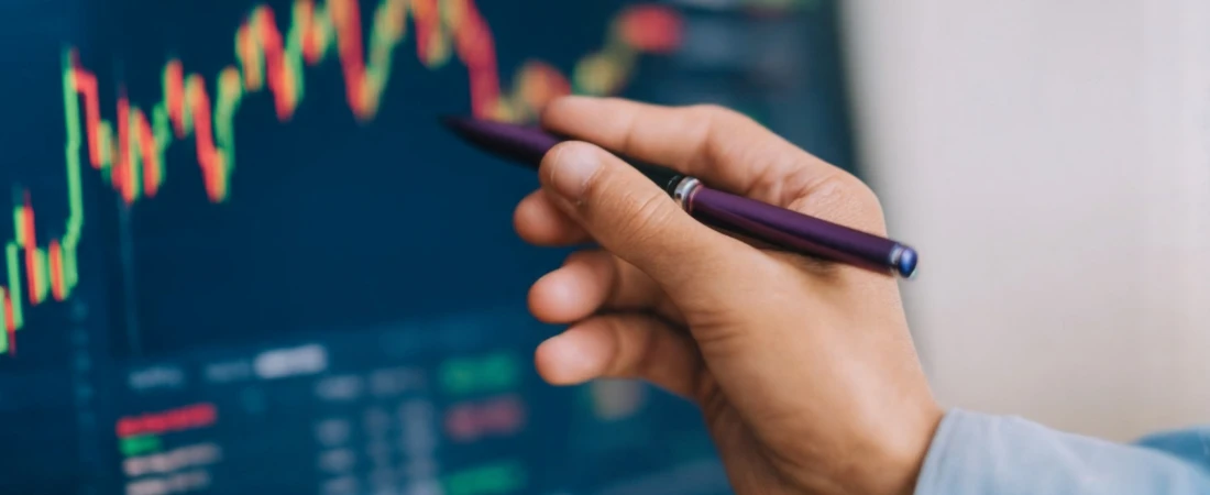 Predictability-First Saving Models – Choosing Stability Over Aggressive Growth