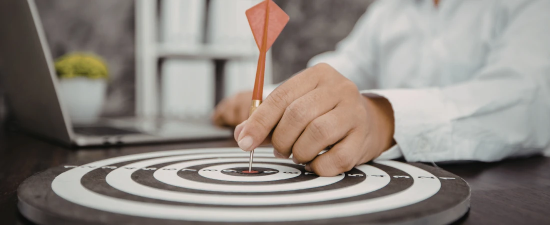 Interface Quieting Strategies – Designing Screens That Reduce Urgency Signals