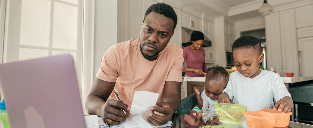 Income Smoothing Strategies – Managing Irregular Earnings for Predictable Living