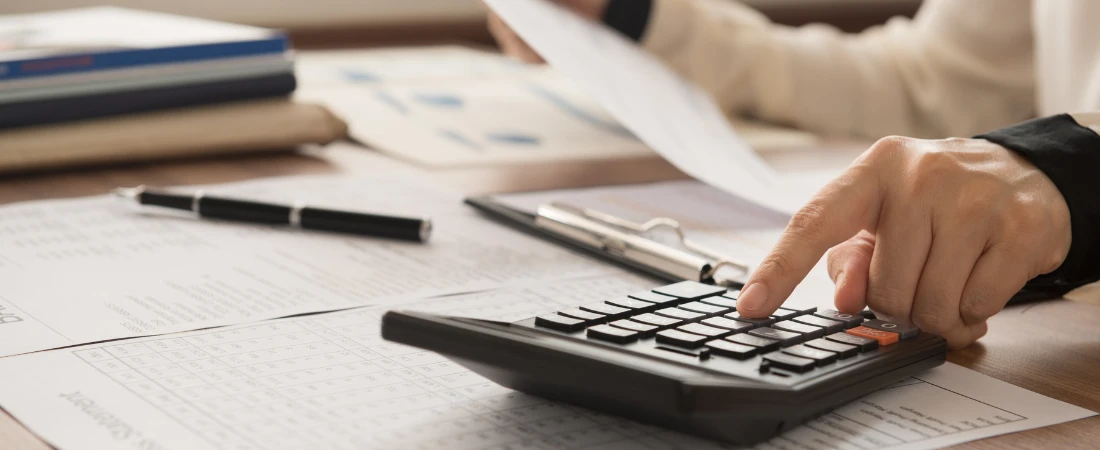 Income Smoothing Strategies – Managing Irregular Earnings for Predictable Living