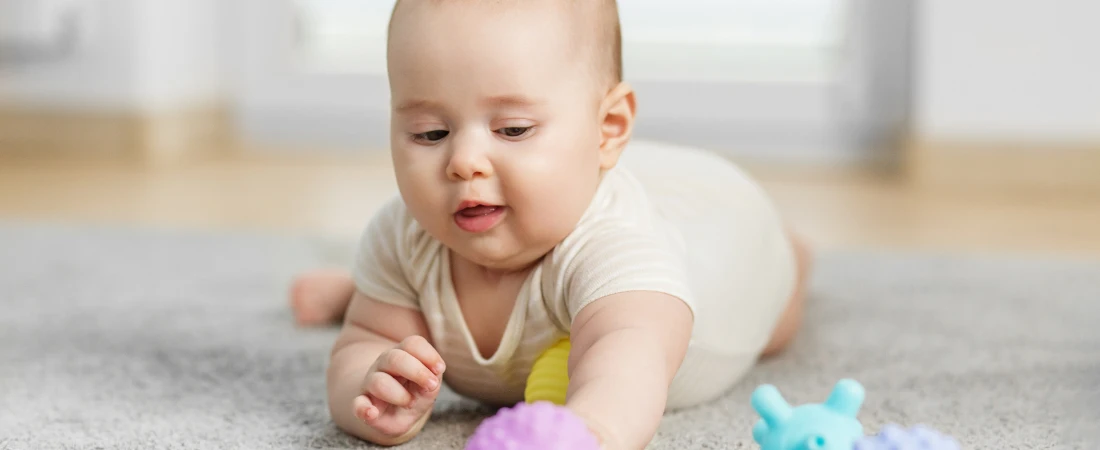 Environmental Intensity Scaling – Starting With Low-Stimulus Spaces Before Entering High-Energy Tourist Zones