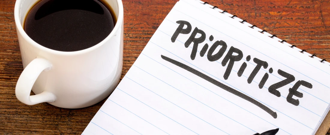 Notification Hierarchy Engineering – Structuring Alerts by Urgency Tier to Reduce Reactive Behavior Loops