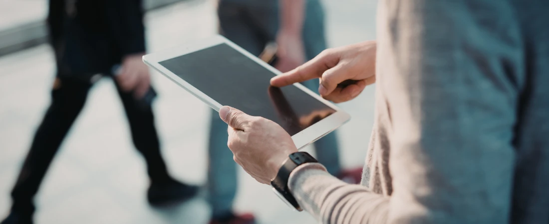 Friction-Based App Design Strategy – Intentionally Adding Small Barriers to Reduce Compulsive Platform Usage