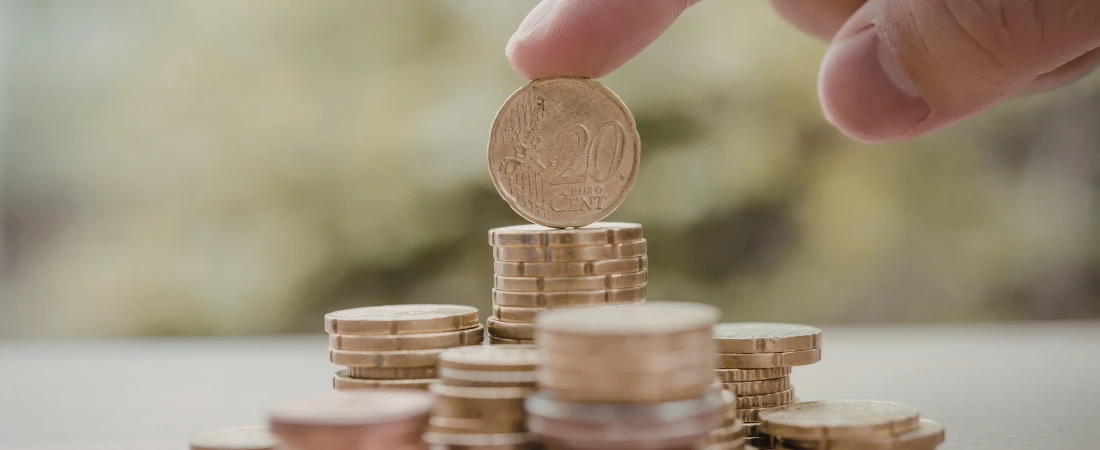 Liquidity Layer Planning – Structuring Savings Into Tiers (Immediate, Short-Term, Long-Term) for Psychological Security