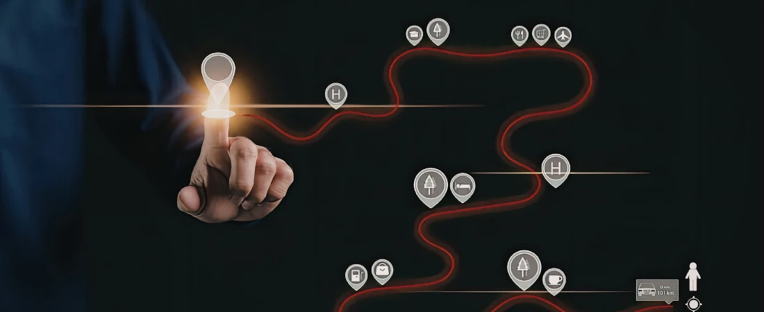 Low-Carbon Micro-Itineraries: Exploring Cities Through Walkable, Emission-Light Zones