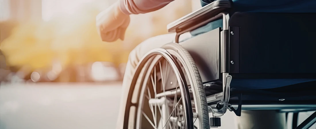 Slow-Transit Urbanism: Exploring Cities Through Public Transport Psychology