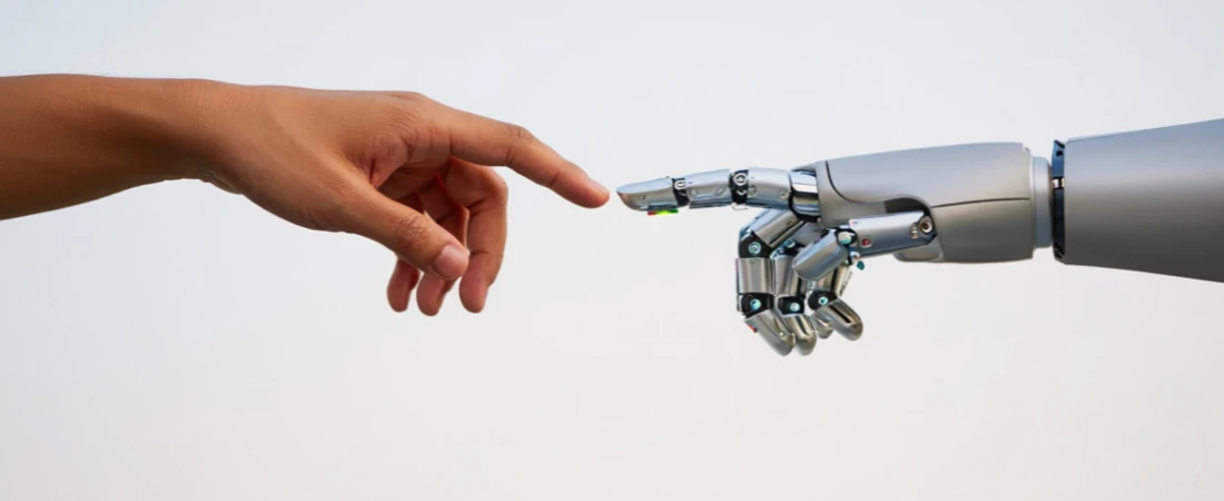 Synthetic Teammate Integration: Collaborating Effectively With AI Agents