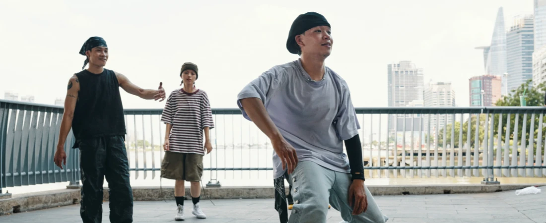 Circadian-Smart City Travel – Aligning Exploration With Biological Energy Peaks Instead of Tourist Timetables