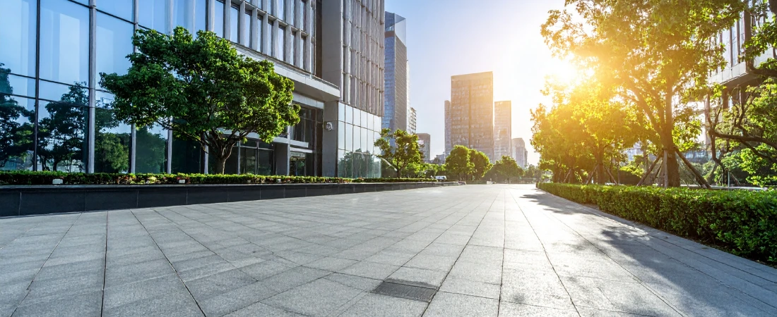 Urban Quiet-Zone Discovery Models – Identifying Low-Noise Areas in Dense Cities for Restorative Travel Experiences