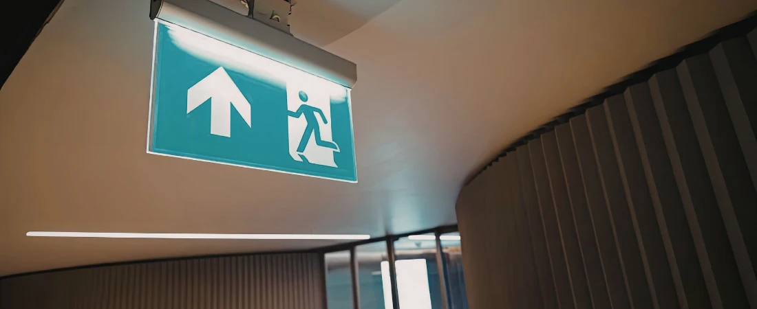 Urban Green Corridor Exploration Systems: Discovering Cities Through Nature Pathways