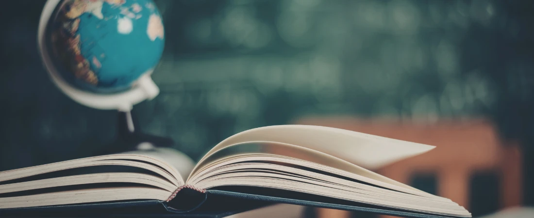 Smart Spending vs. Impulse Buying: Practicing Mindful Purchasing Habits