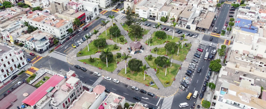 Climate-Adaptive City Exploration: Smart Urban Travel Planning for Heat, Rain, and Seasonal Comfort