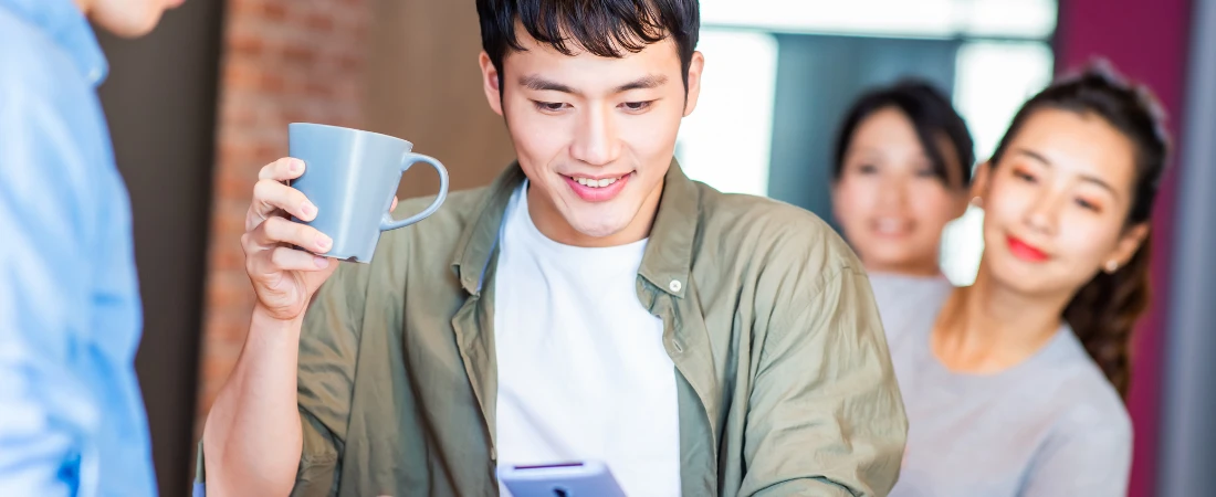 Slow Mobility Travel Design: Exploring Destinations Through Walking, Cycling, and Public Transport