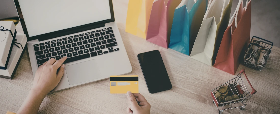 Augmented Reality in Daily Life: Enhancing Real-World Experiences with Digital Overlays