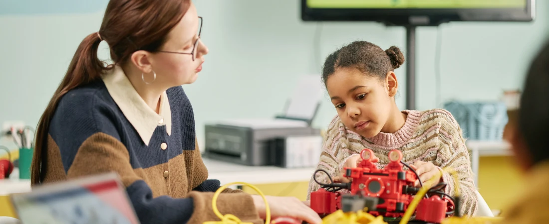 Generative Design Systems in Engineering and Architecture: Redefining Creativity and Innovation