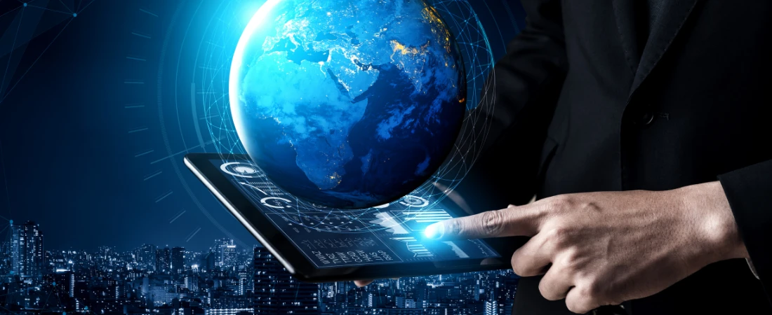 Smart Dust and Nanoscale Sensor Networks in Everyday Environments: The Invisible Future of Technology