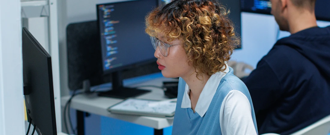 Smart Matter Computing and Programmable Physical Environments: The Future of Adaptive Spaces