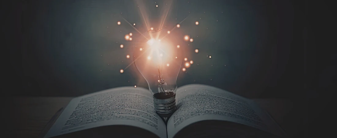 Autonomous Knowledge Synthesis Engines and Self-Building Intelligence Models