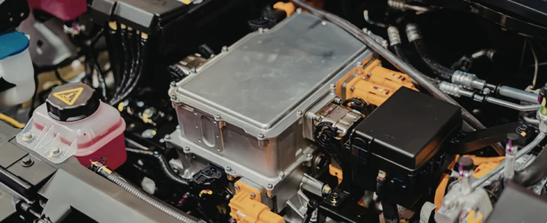 Quantum-Neuromorphic Computing Systems and Brain-Inspired Hybrid Processing Architectures