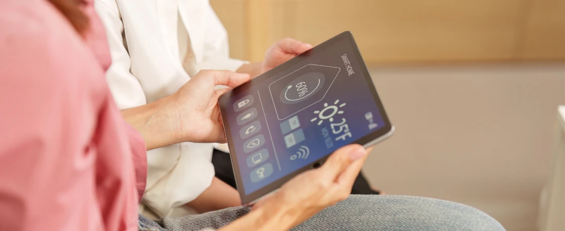 Context-Aware Ambient Intelligence Systems and Smart Environment Interaction Models