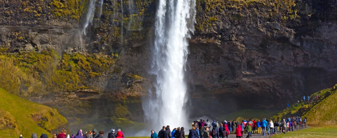 Invisible Infrastructure Tourism – How Hidden Systems Like Water, Waste, Energy, and Mobility Shape Modern Destinations